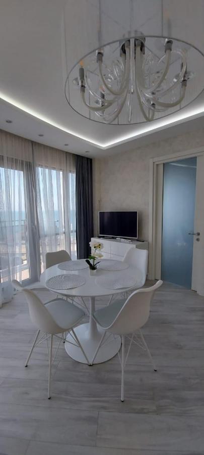 Elite Apartment In Orbi Sea Tower Batum Dış mekan fotoğraf