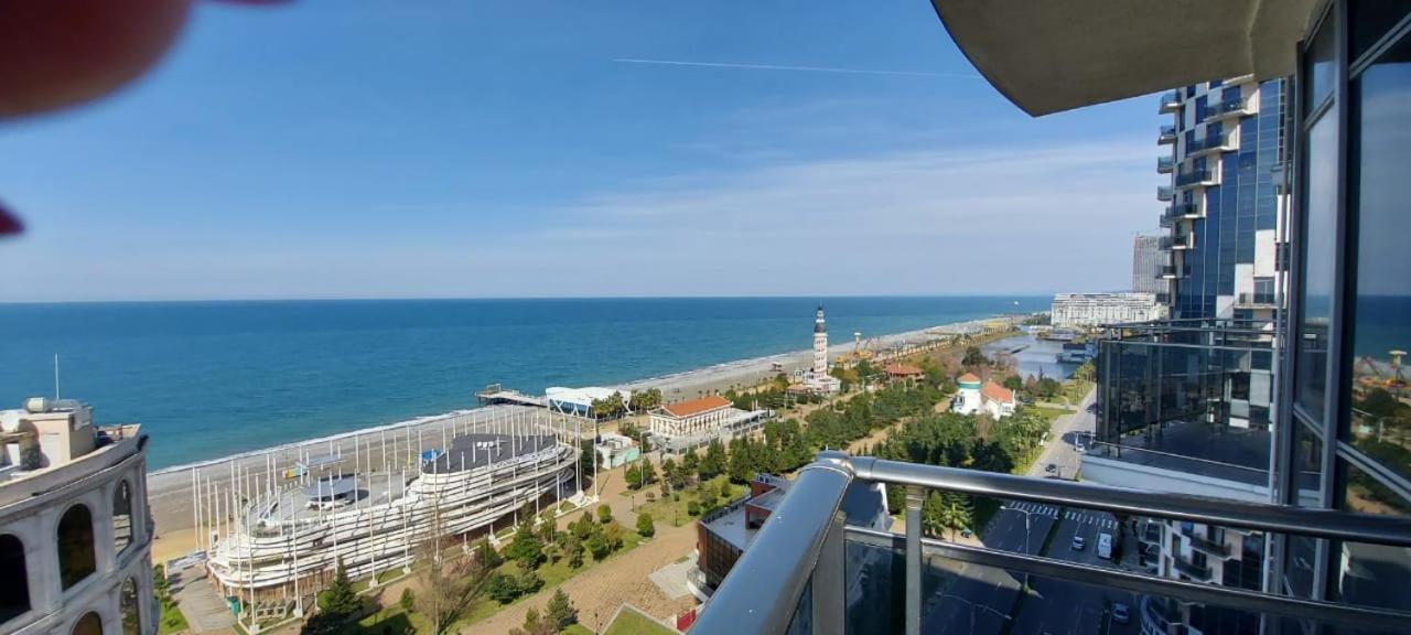 Elite Apartment In Orbi Sea Tower Batum Dış mekan fotoğraf